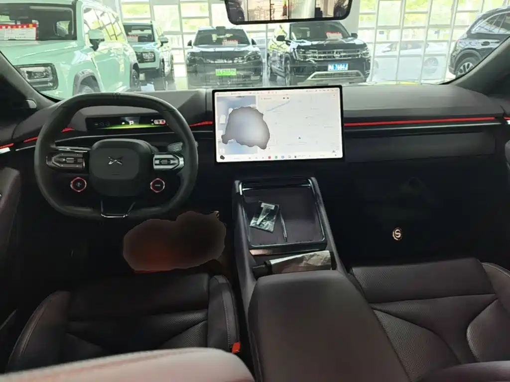 XPeng P7 — миниатюра 10