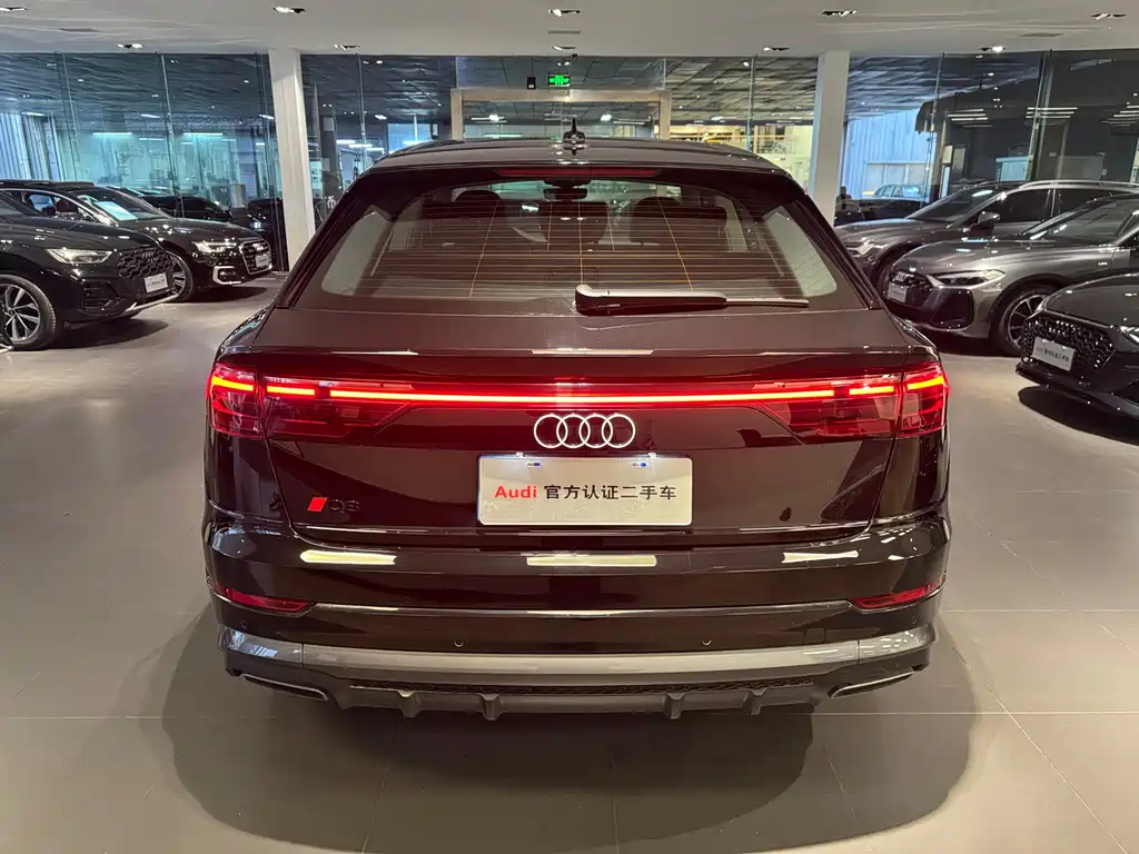 Audi Q8 2024 55 TFSI Luxury
