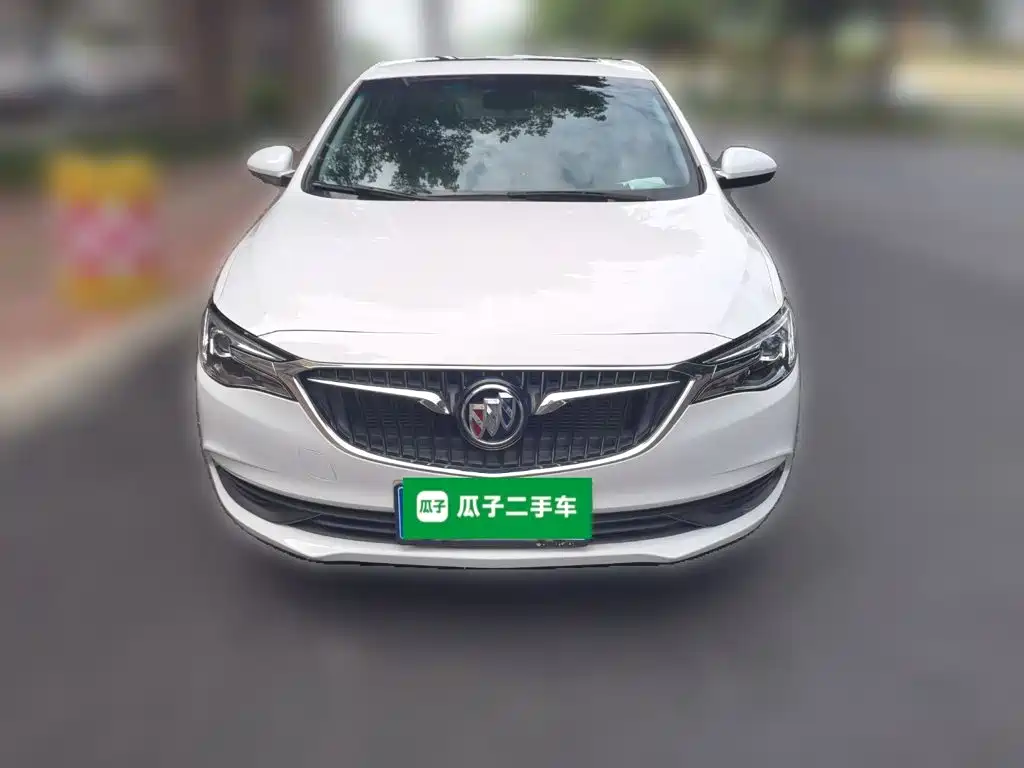 Buick Excelle — миниатюра 2