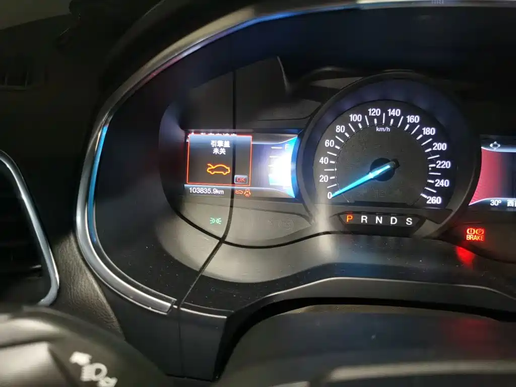 Ford Edge — миниатюра 8