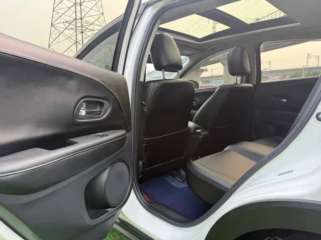 Honda Vezel — миниатюра 9