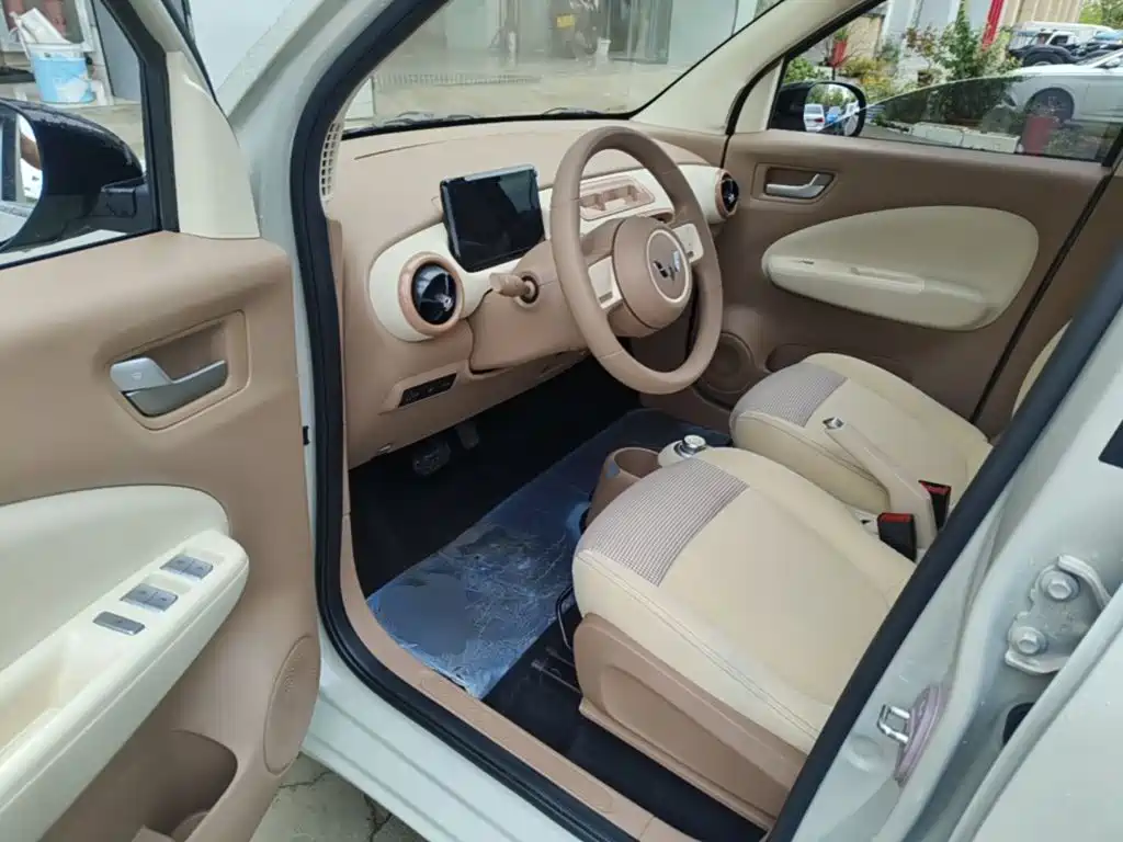 Wuling MINIEV — миниатюра 16