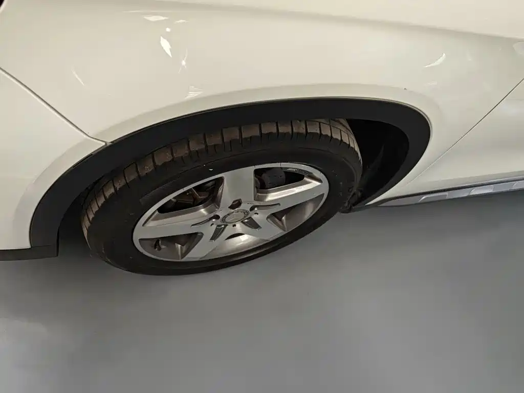 Mercedes-Benz GLA (Import) — миниатюра 23