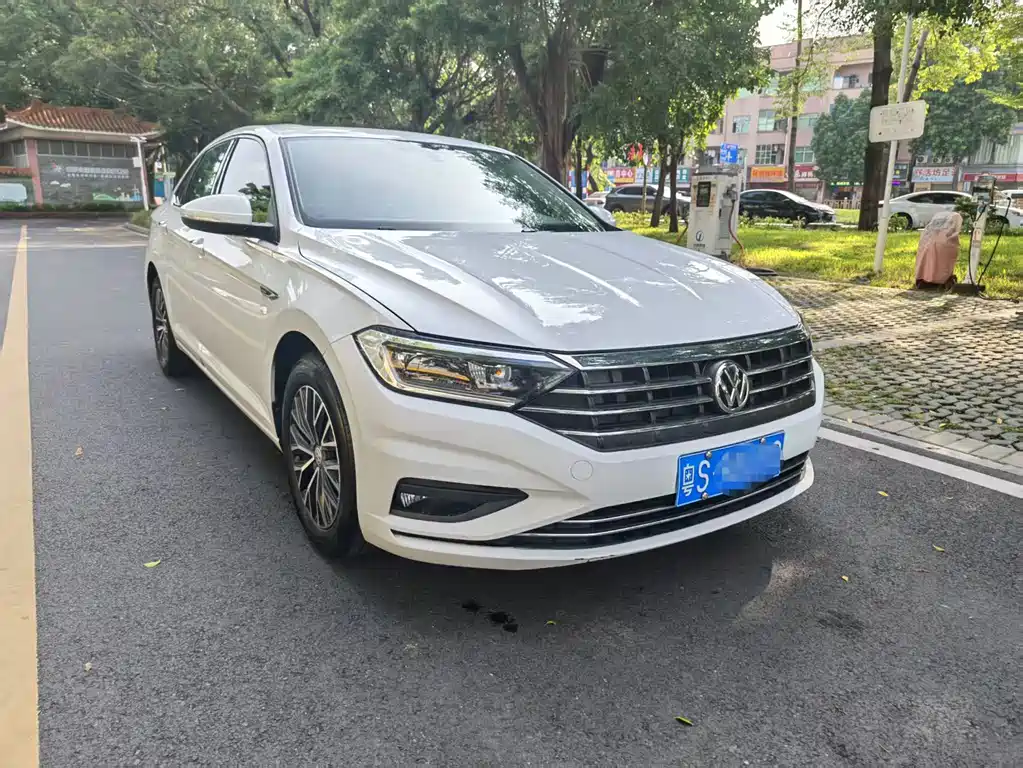 Volkswagen Sagitar — миниатюра 3
