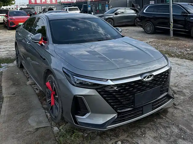 Chery Arrizo 8