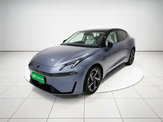 2025 Lynk & Co 07