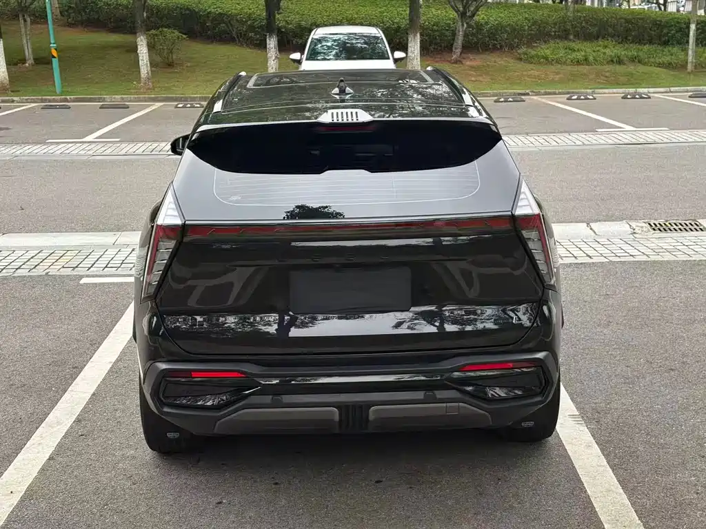 Geely Boyue L — миниатюра 14