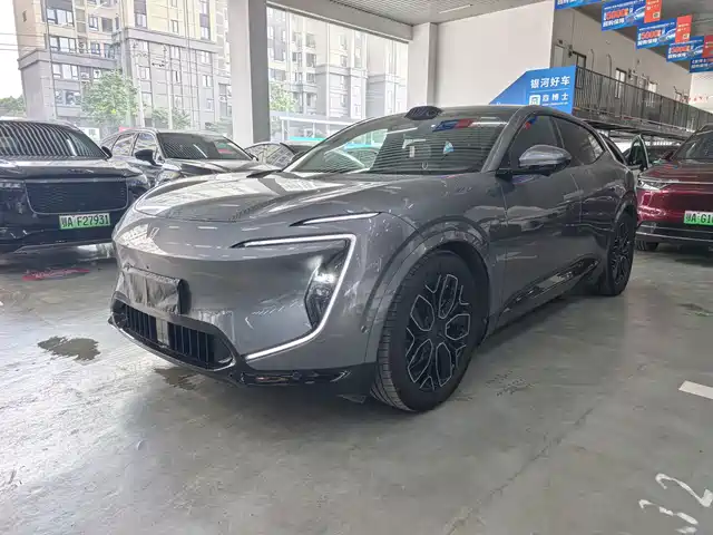 2025 Avatr 07