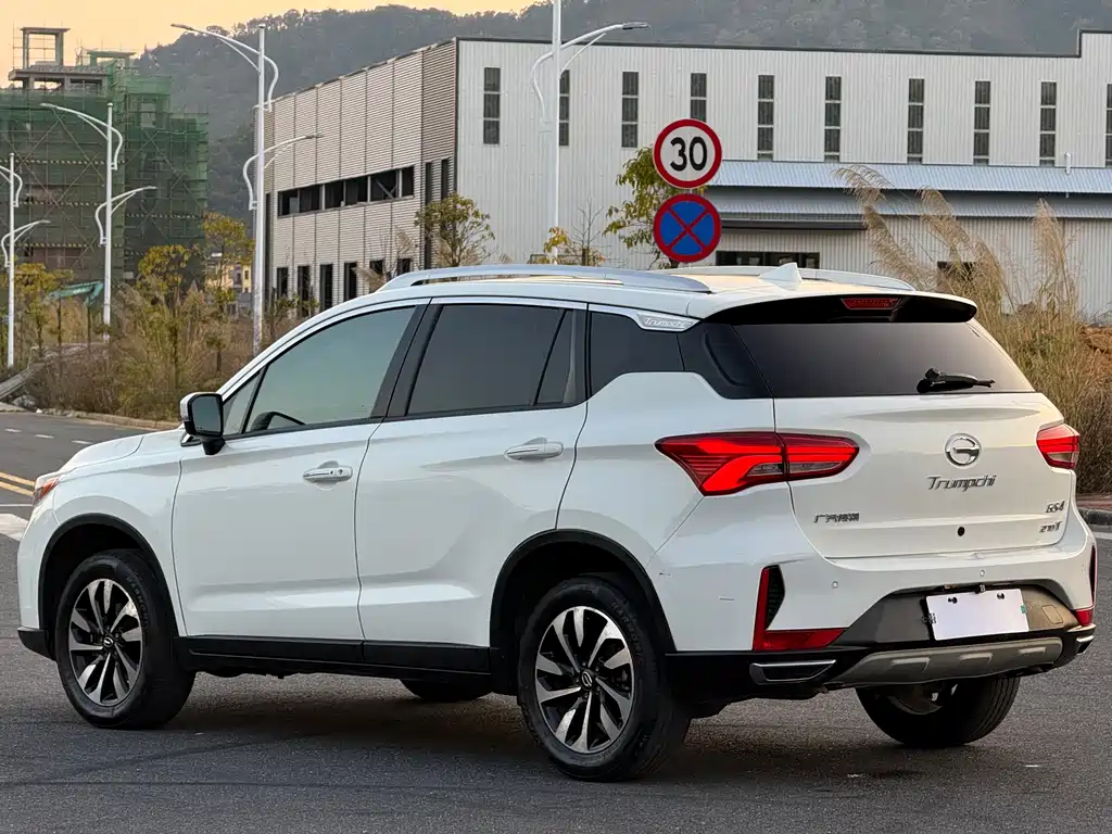 GAC TRUMPCHI GS4