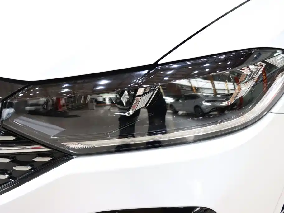 Volkswagen Lavida 200TSI DSG Starry Full Comfort Edition, фото 7