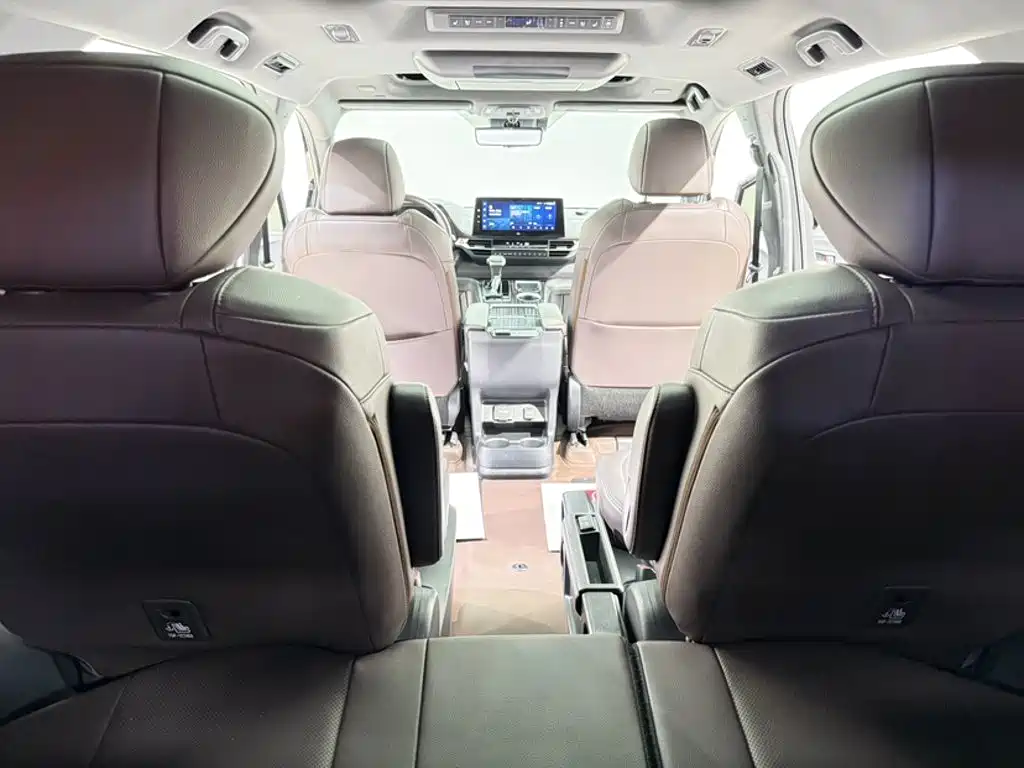 Toyota Sienna — фотографии объявления, Фото 23
