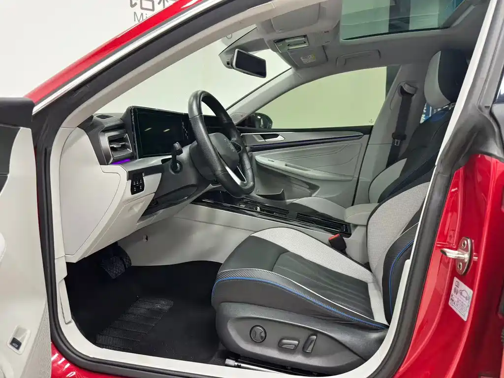 Volkswagen Lamando — миниатюра 10