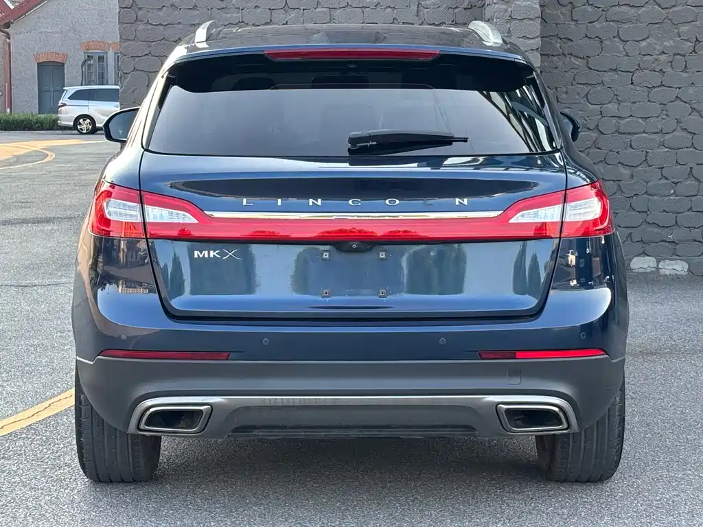 Lincoln MKX — миниатюра 3