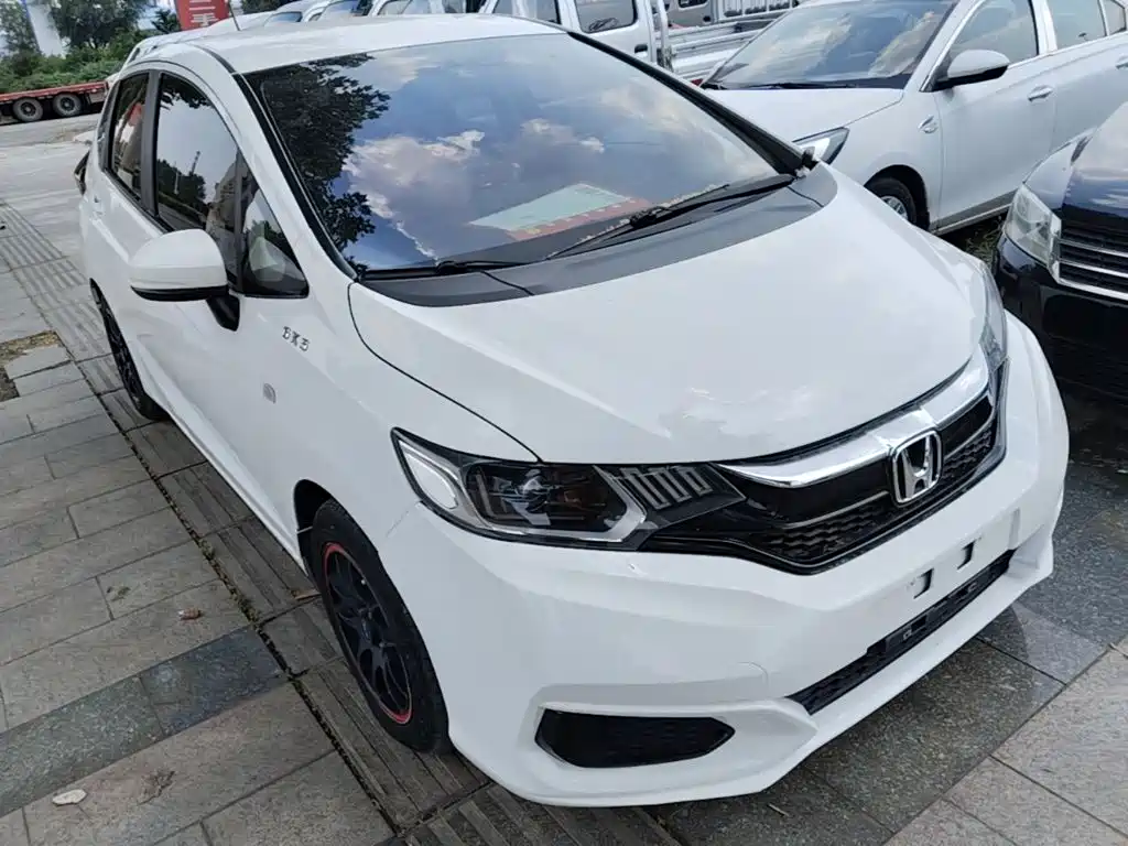 Honda Fit — миниатюра 4