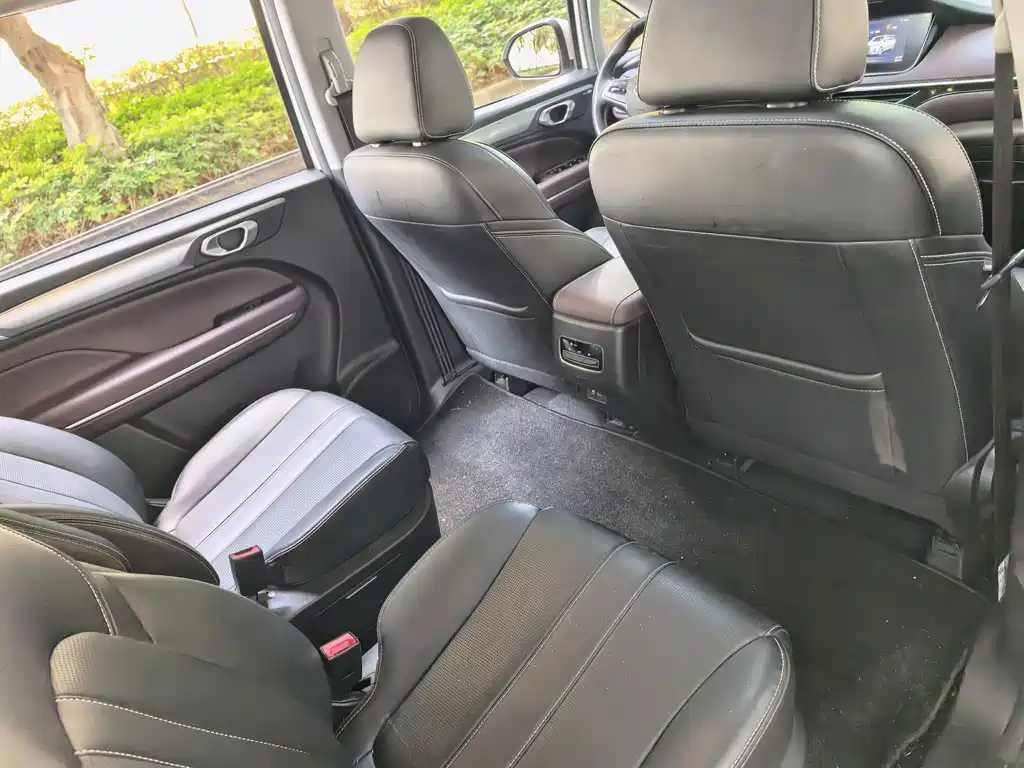 GAC Motor Trumpchi M6 — миниатюра 14