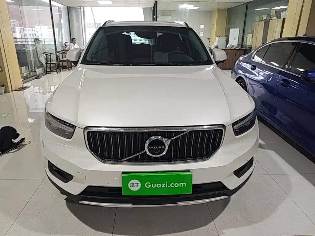 Volvo XC40 — миниатюра 3