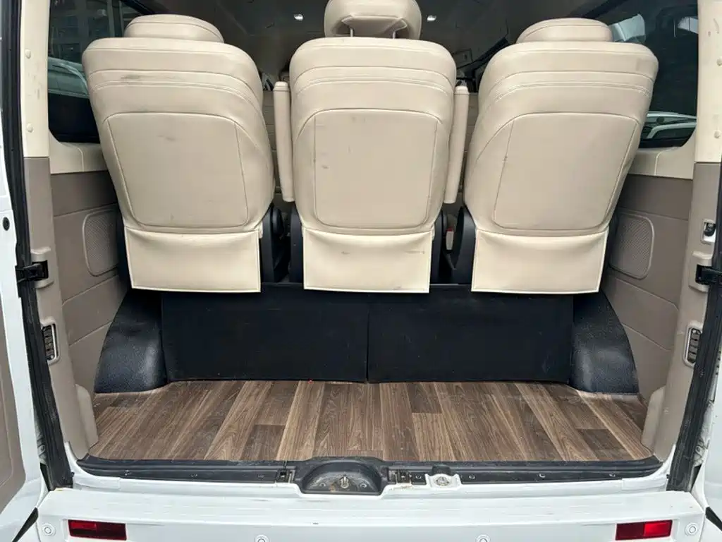 MAXUS V80 — миниатюра 15