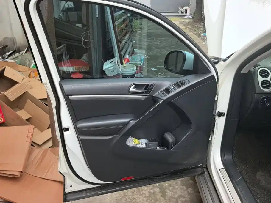 Volkswagen Tiguan — миниатюра 7
