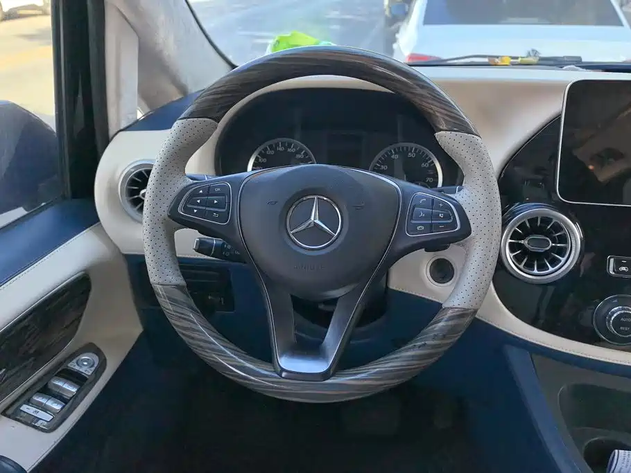 Mercedes-Benz Vito — миниатюра 15