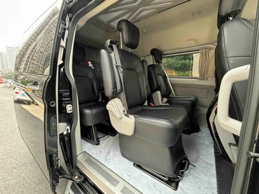 Ford Transit — миниатюра 4