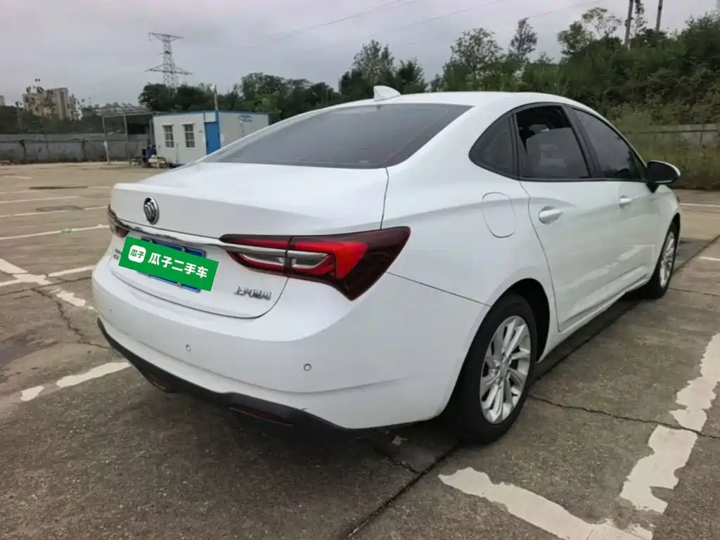 Buick Verano — миниатюра 7