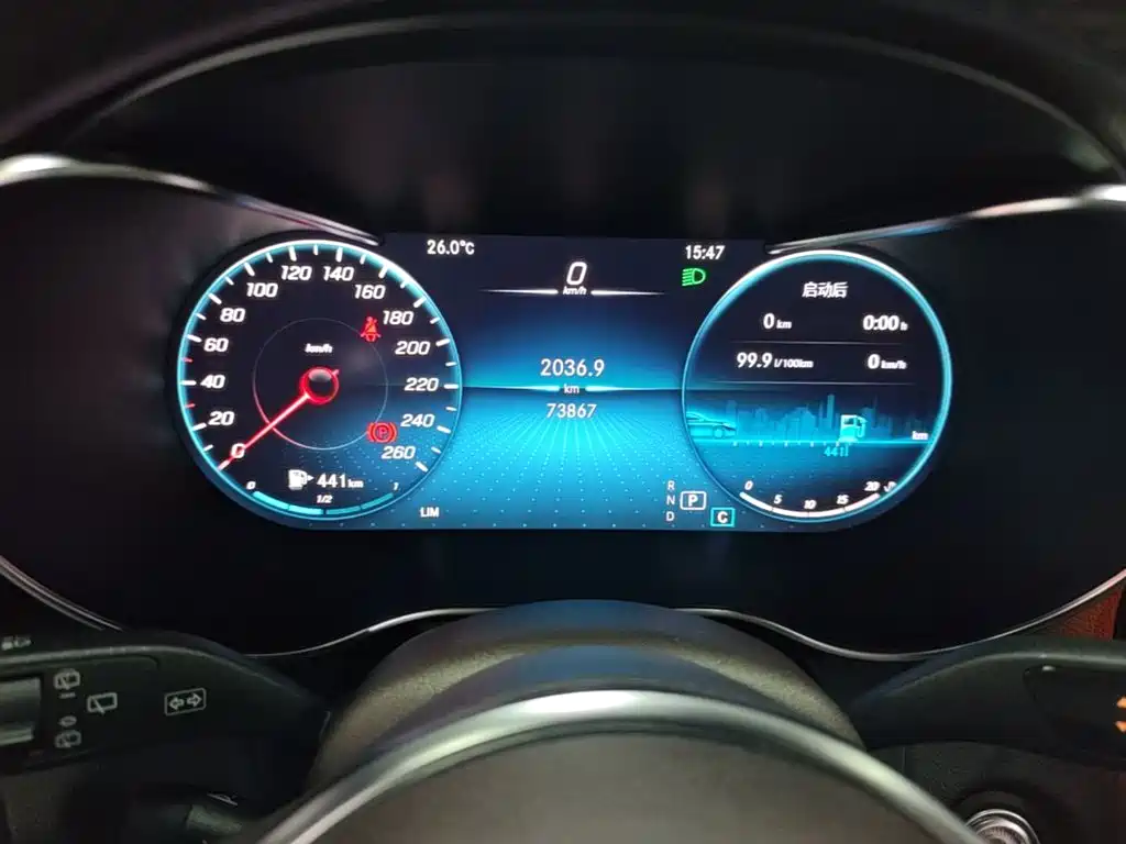 Mercedes-Benz GLC — миниатюра 12