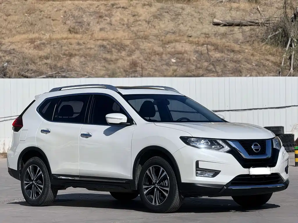 Nissan X-Trail — миниатюра 3