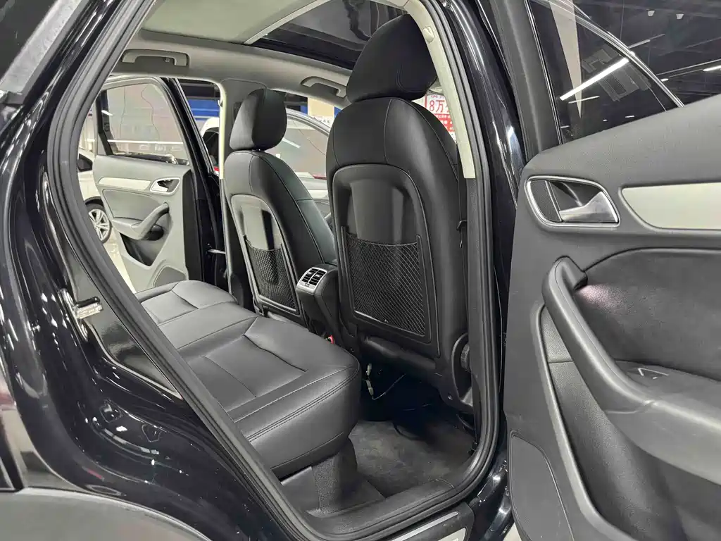Audi Q3 — миниатюра 11