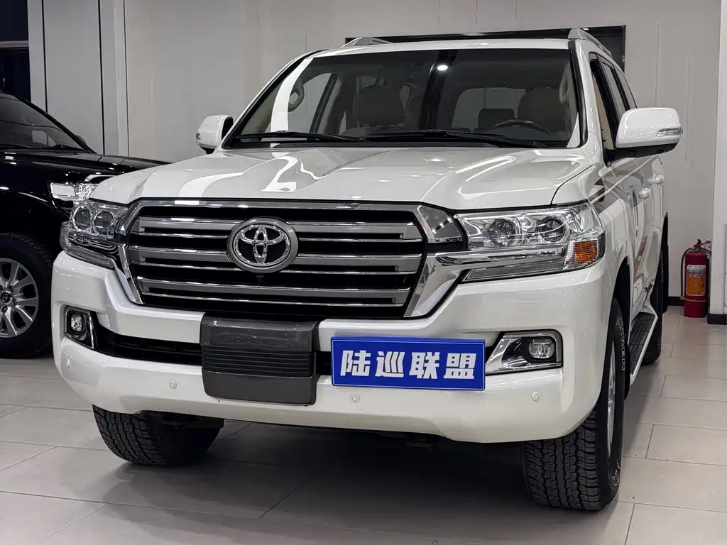Toyota Land Cruiser 2017