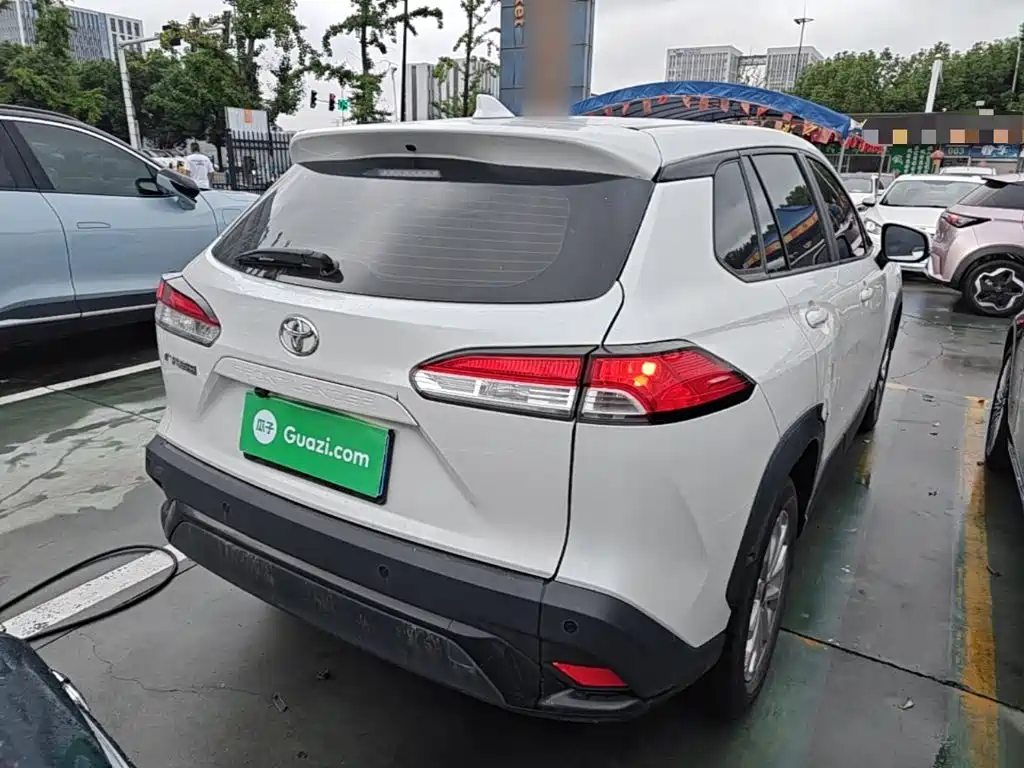 Toyota Frontlander — миниатюра 7