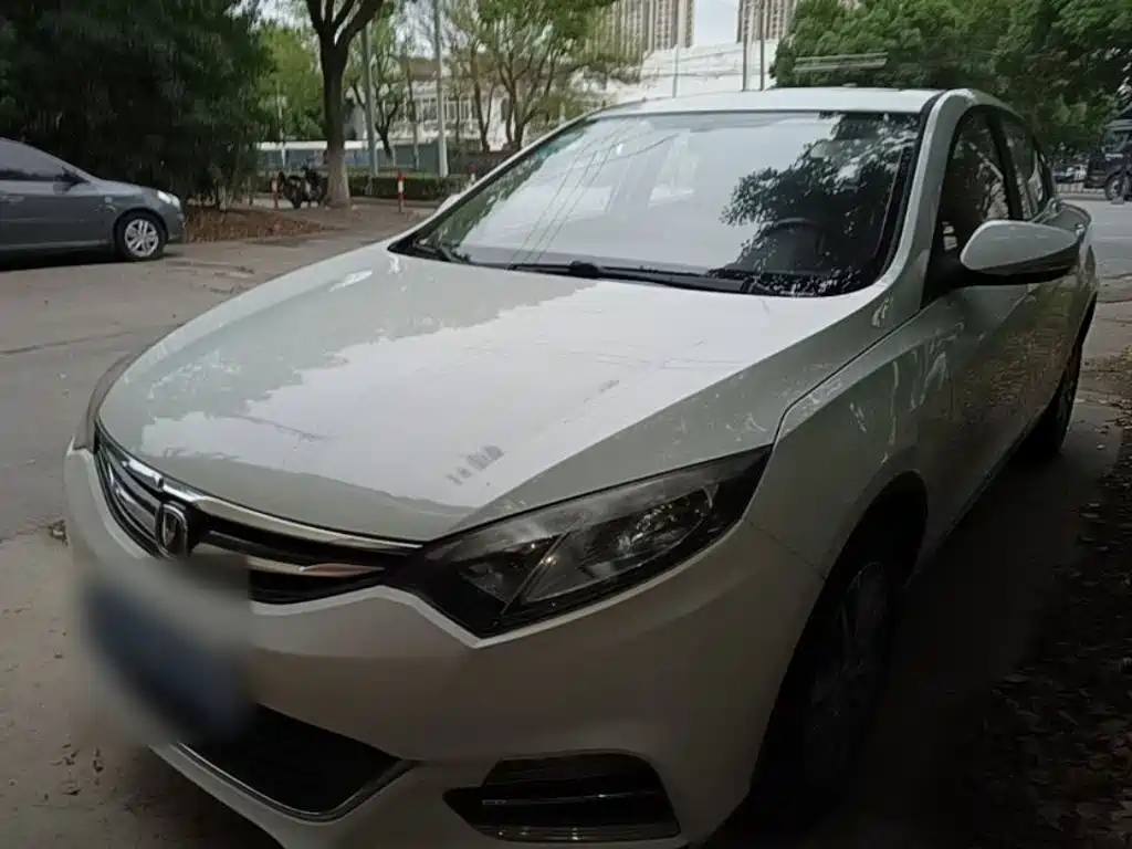 Changan Eado — миниатюра 2