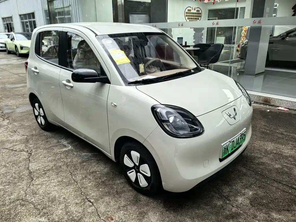 Wuling MINIEV — миниатюра 3