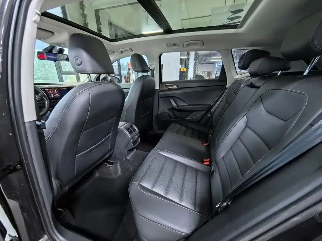Volkswagen Tharu — миниатюра 9