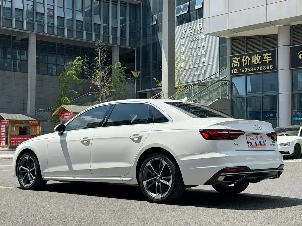 Audi A4L 2020 40 TFSI Fashion