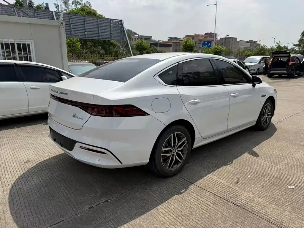 BYD Qin PLUS — миниатюра 8