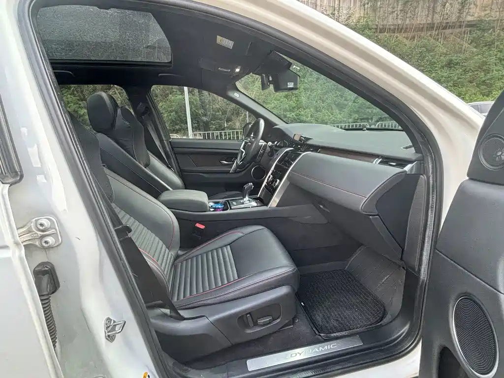 Land Rover Discovery Sport — миниатюра 6