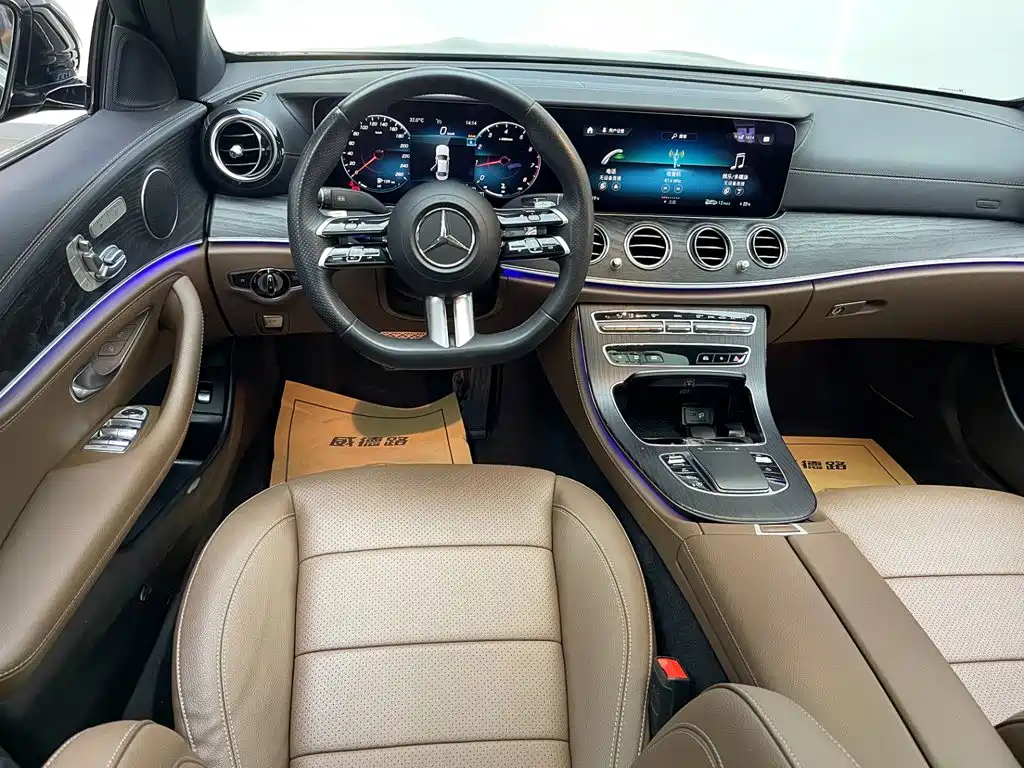 Mercedes-Benz E-Class — миниатюра 24