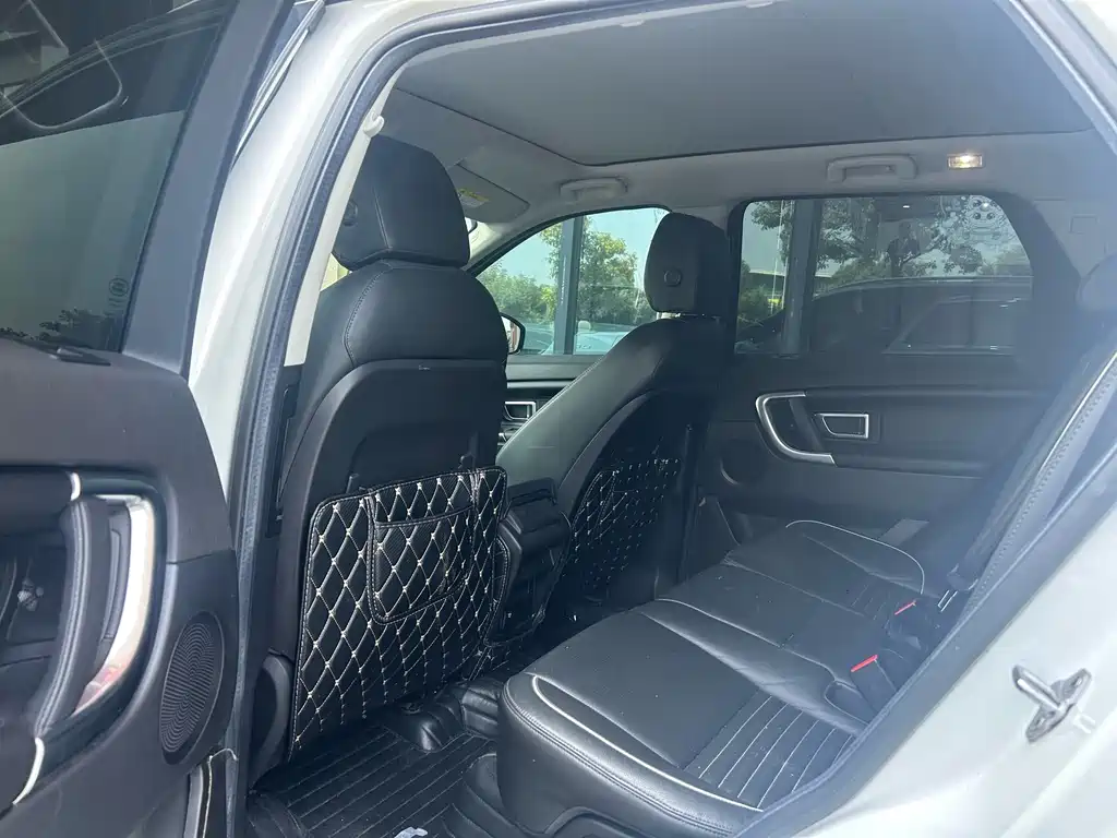 Land Rover Discovery Sport — миниатюра 6