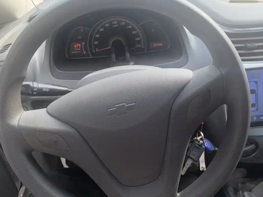Chevrolet Sail — миниатюра 15