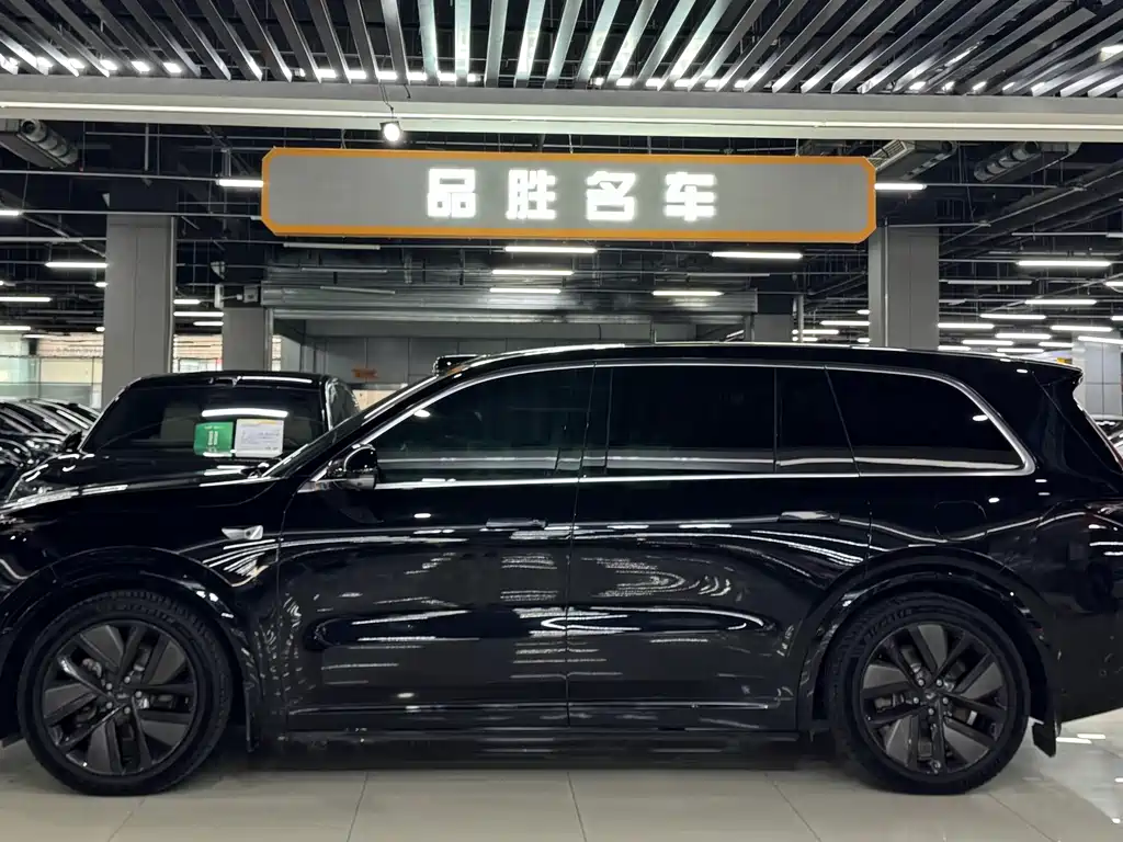 Li Auto Li L9 — миниатюра 3
