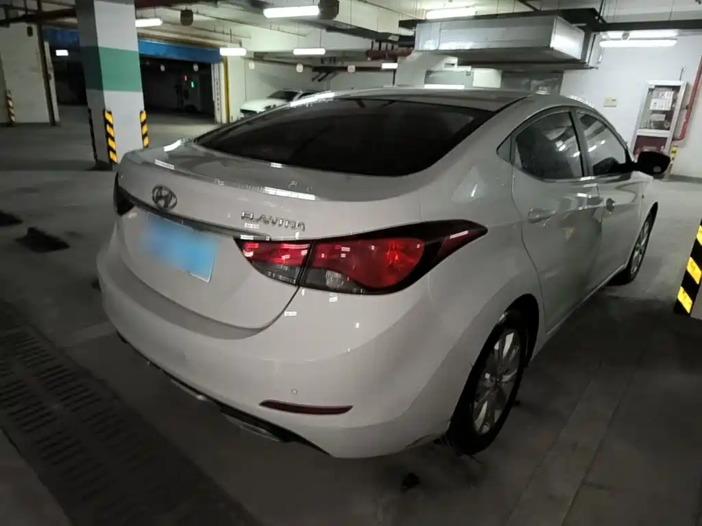 Hyundai Elantra Langdong — миниатюра 7