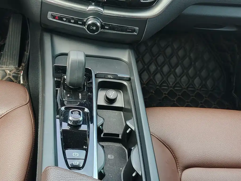 Volvo XC60 — миниатюра 9