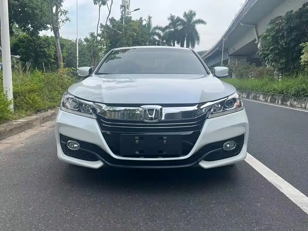 Honda Accord — миниатюра 2