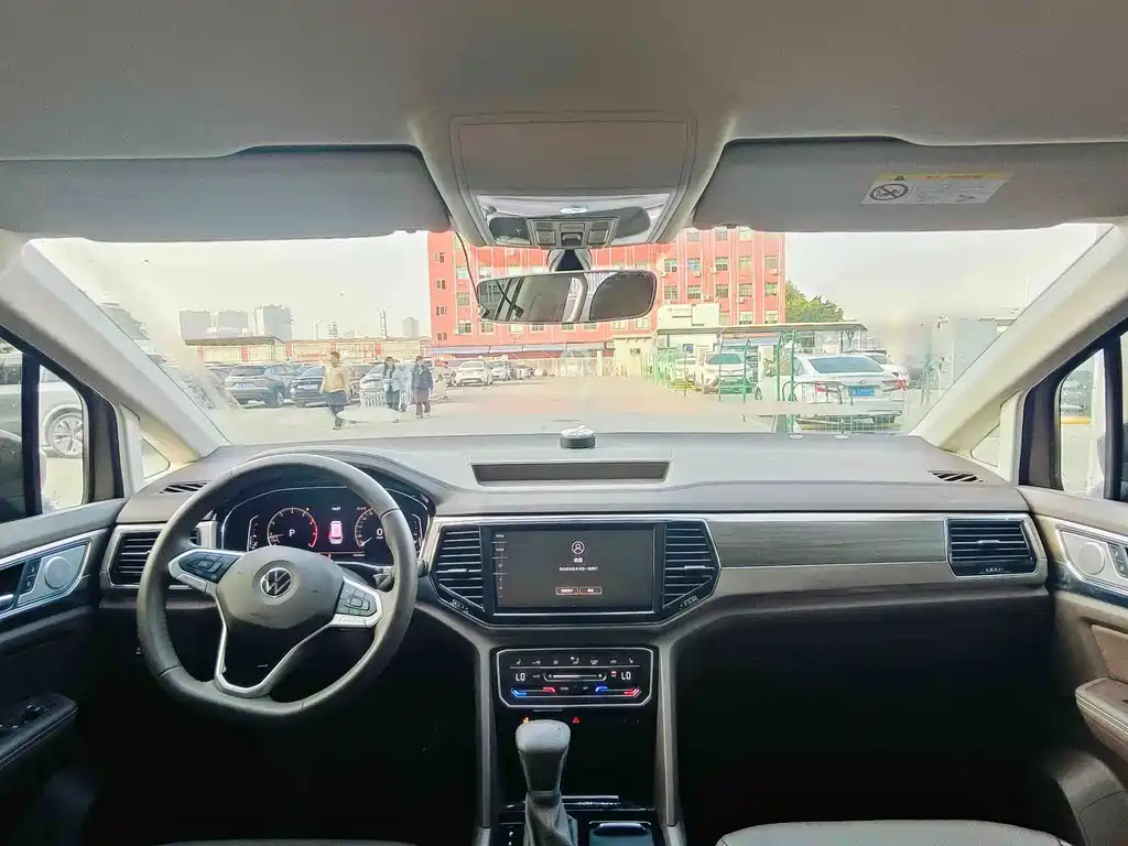 Volkswagen Viloran — миниатюра 11