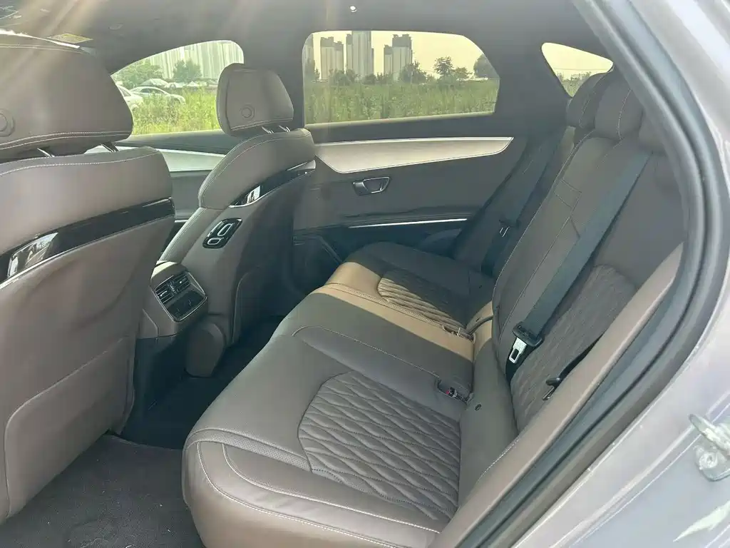 BYD Han — миниатюра 6