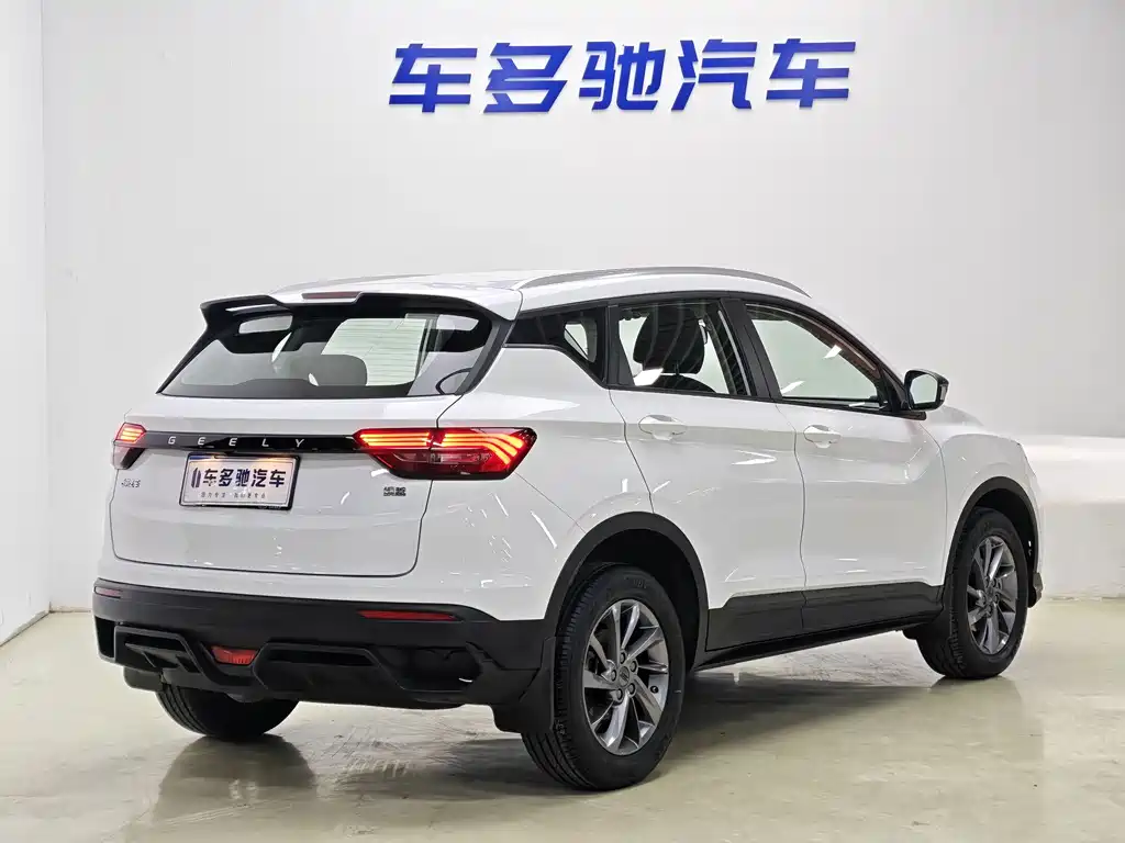 Geely Binyue — миниатюра 7