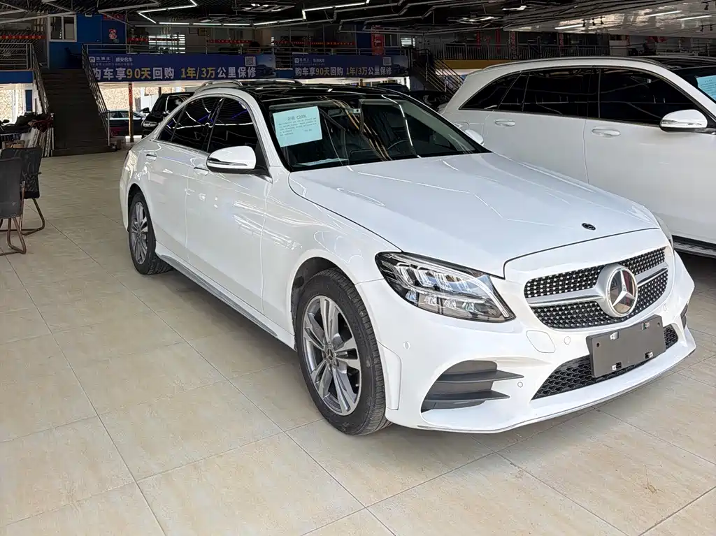 Mercedes-Benz C-Class 2021