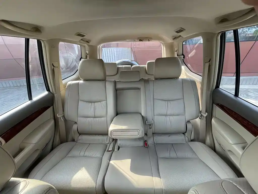 Toyota Prado — миниатюра 16