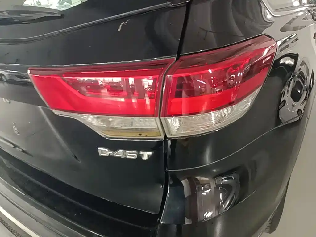 Toyota Highlander — миниатюра 8