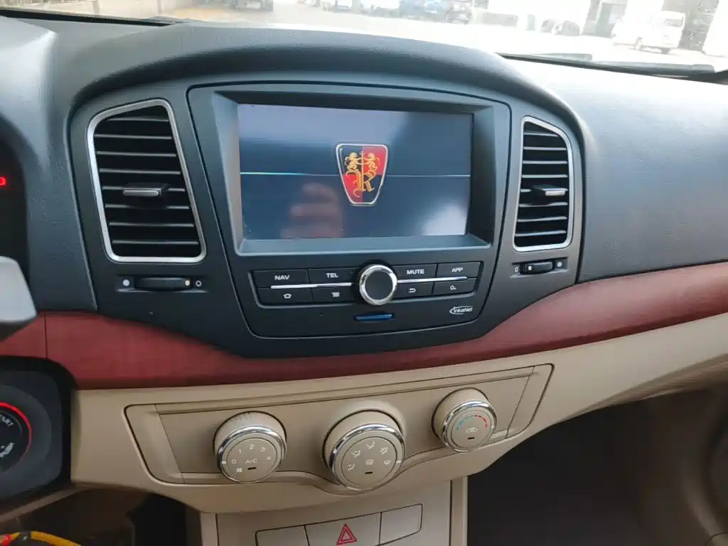 Roewe 350 — миниатюра 13
